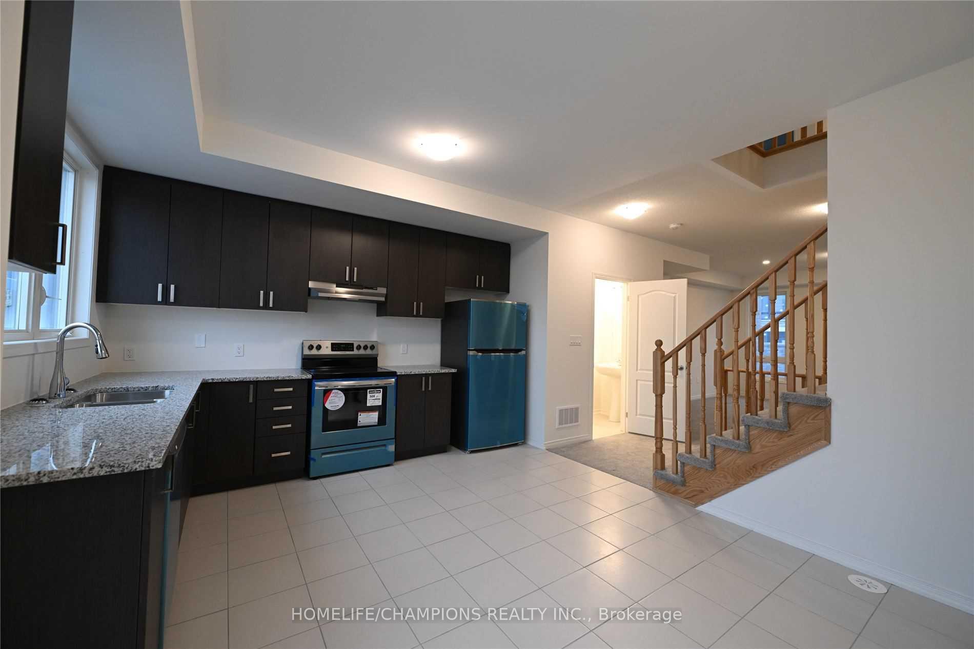 Photo 2 of 1435 Coral Springs Path, Oshawa, Taunton — HOMEH