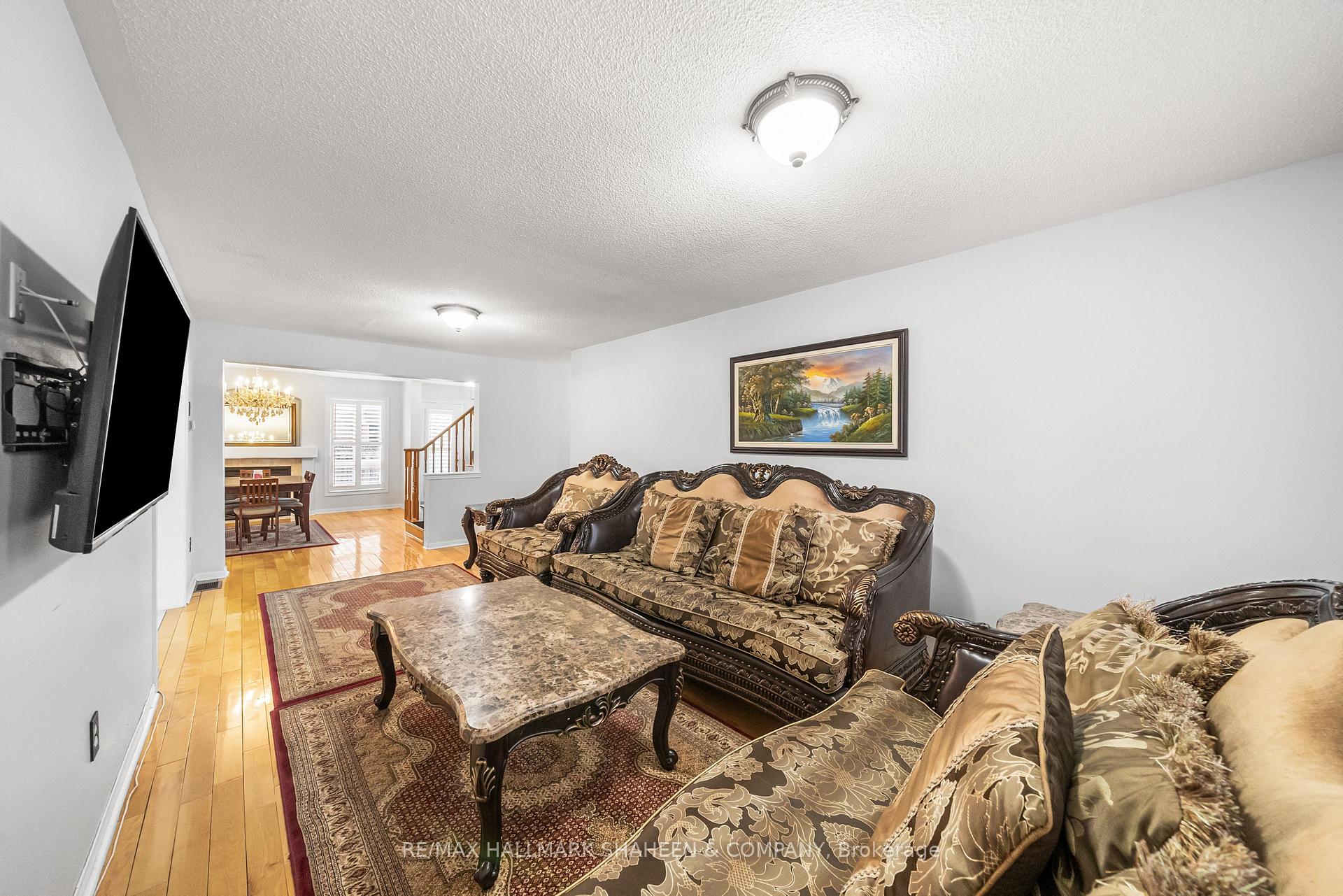 Photo 9 of 32 Rowland Street, Brampton, Fletcher's Meadow — HOMEH