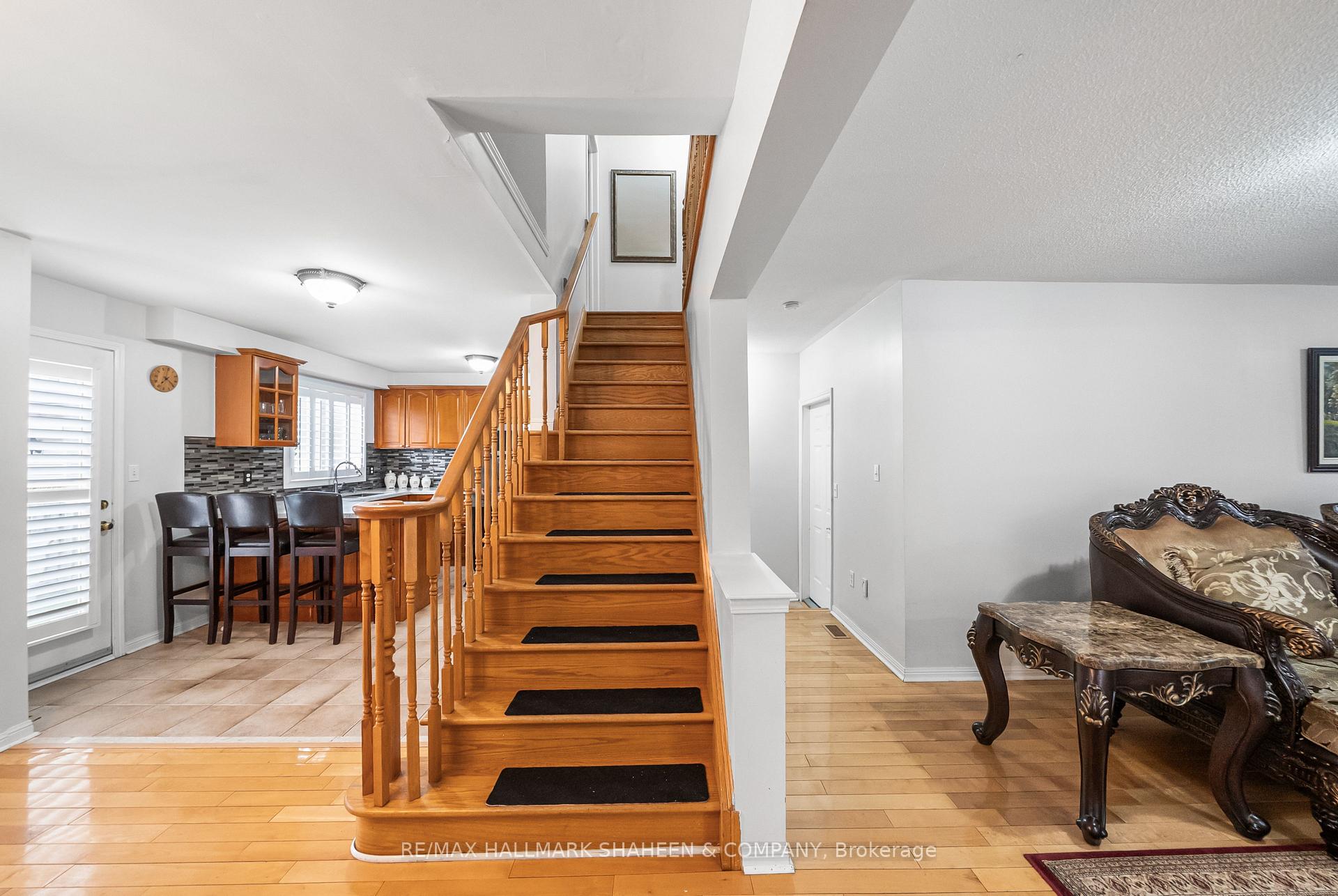 Photo 20 of 32 Rowland Street, Brampton, Fletcher's Meadow — HOMEH