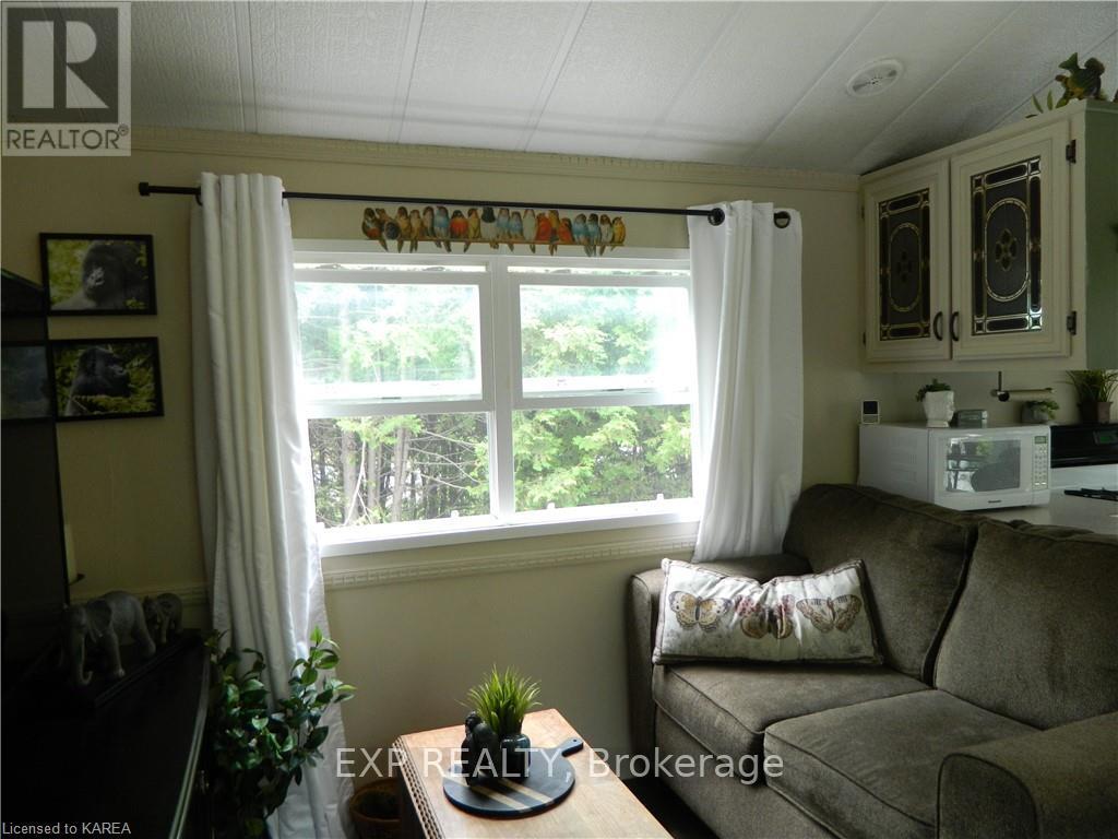 Photo 10 of 11579 Highway 509, Frontenac, Frontenac North — HOMEH