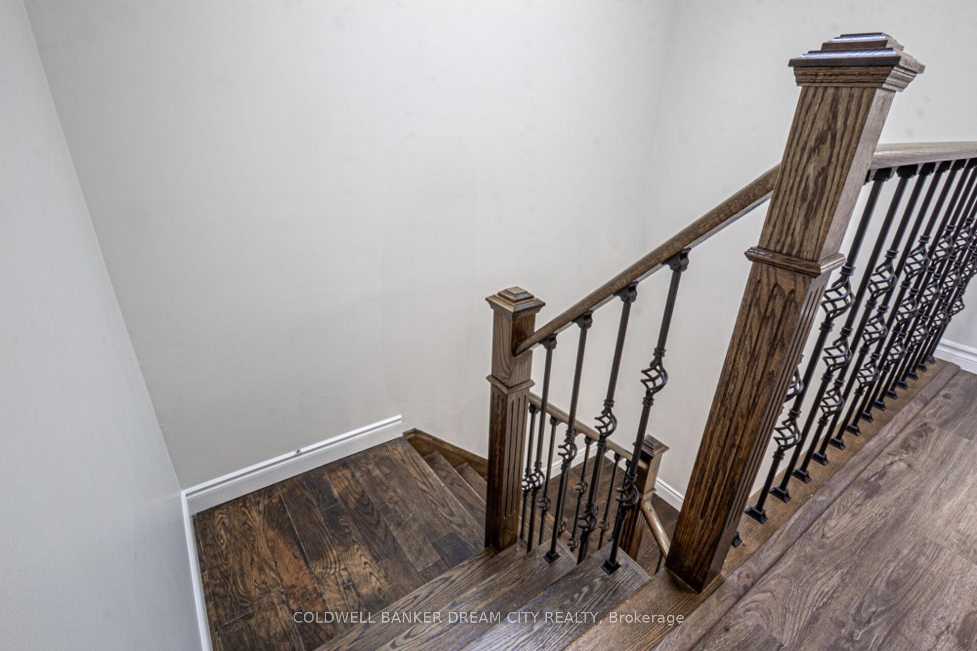Photo 18 of 5 Asterwind Crescent, Brampton, Sandringham-Wellington — HOMEH