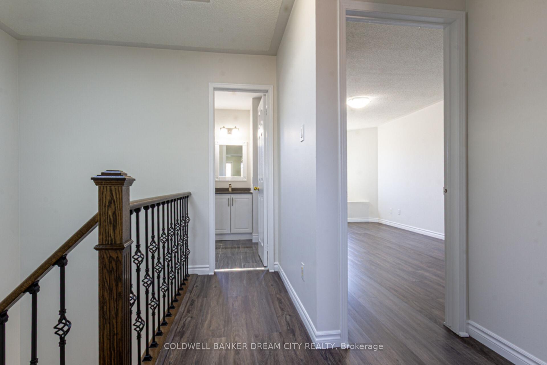 Photo 19 of 5 Asterwind Crescent, Brampton, Sandringham-Wellington — HOMEH