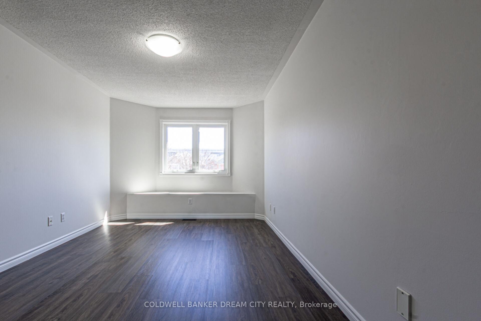 Photo 24 of 5 Asterwind Crescent, Brampton, Sandringham-Wellington — HOMEH