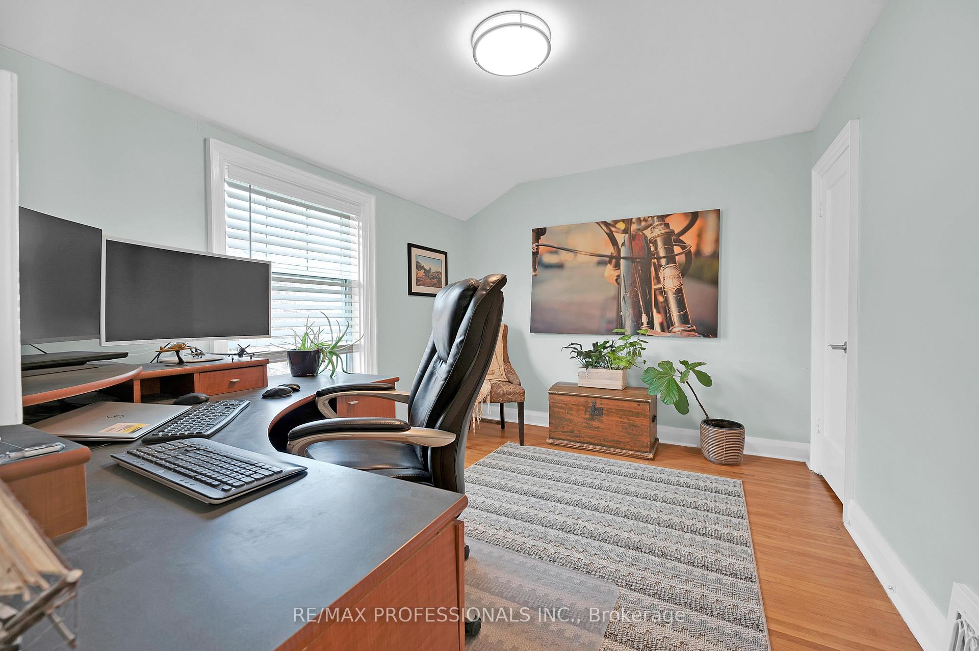 Photo 2 of 80 Townsend Avenue, Burlington, LaSalle — HOMEH