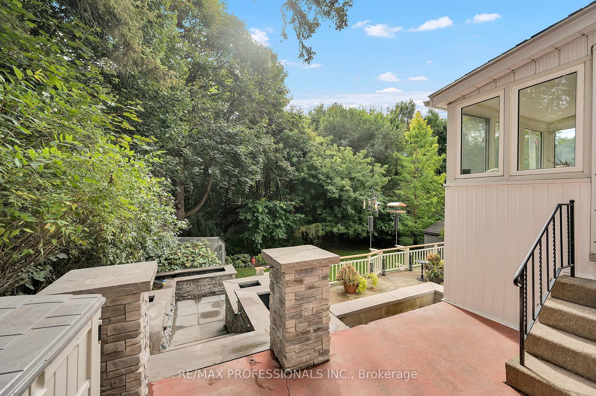 Photo 11 of 80 Townsend Avenue, Burlington, LaSalle — HOMEH