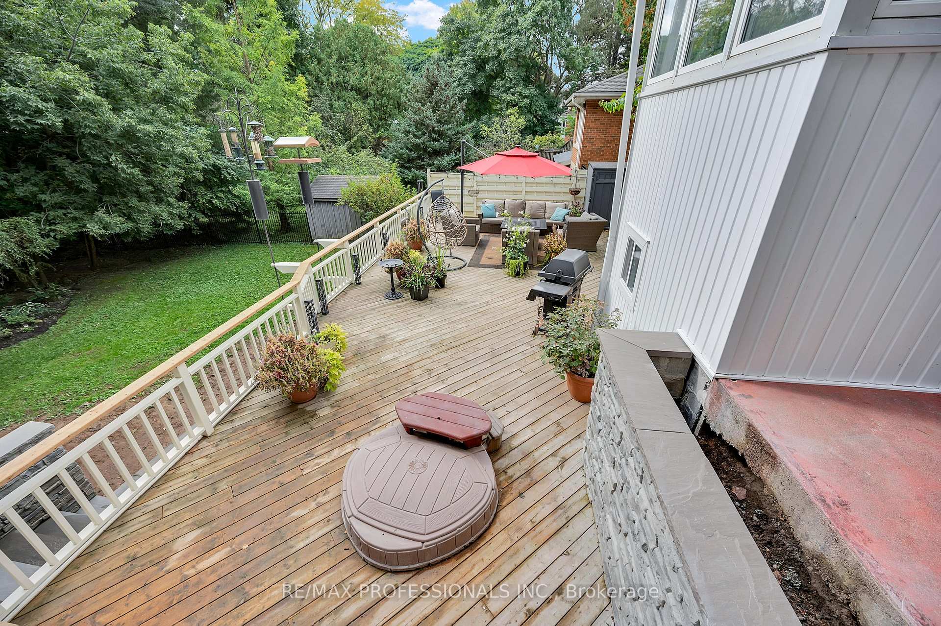 Photo 13 of 80 Townsend Avenue, Burlington, LaSalle — HOMEH