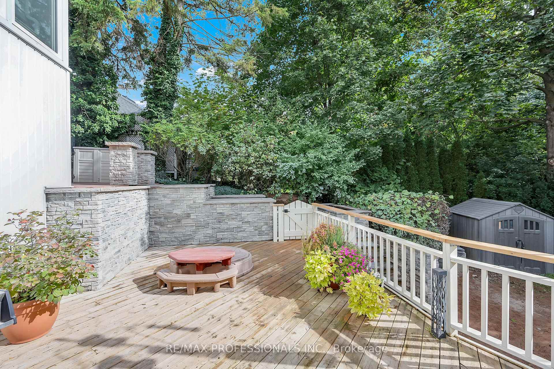 Photo 18 of 80 Townsend Avenue, Burlington, LaSalle — HOMEH