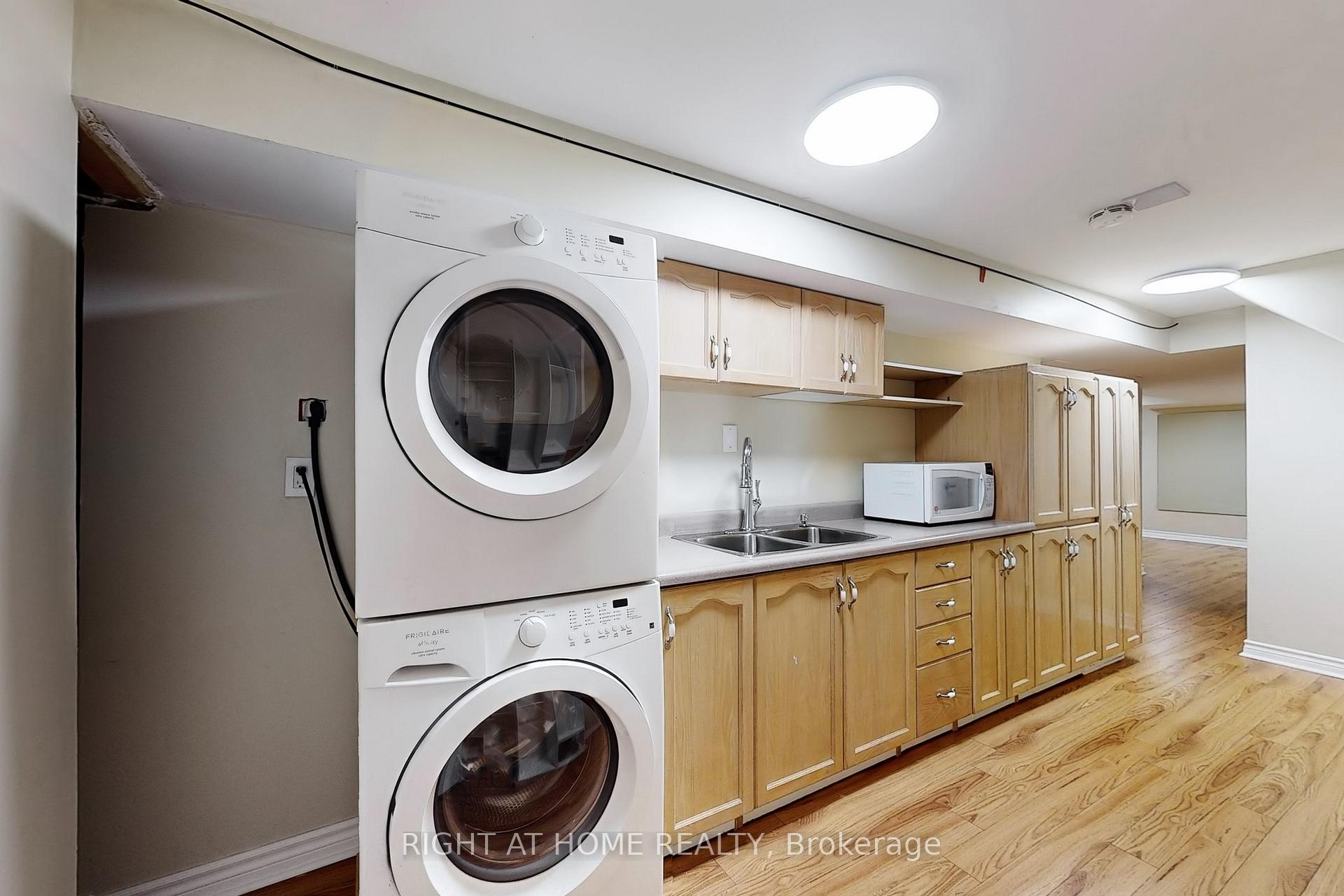 Photo 25 of 9 Auraglen Street, Richmond Hill, Oak Ridges — HOMEH