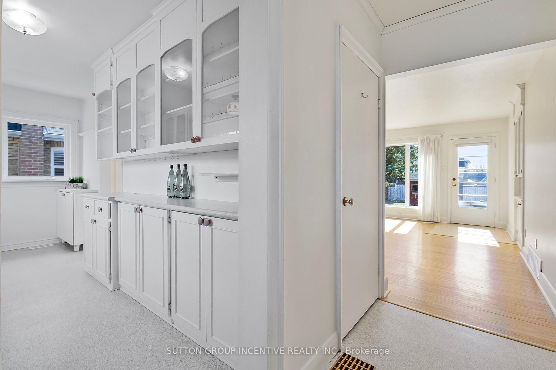 Photo 3 of 66 Cook Street, Barrie, Codrington — HOMEH