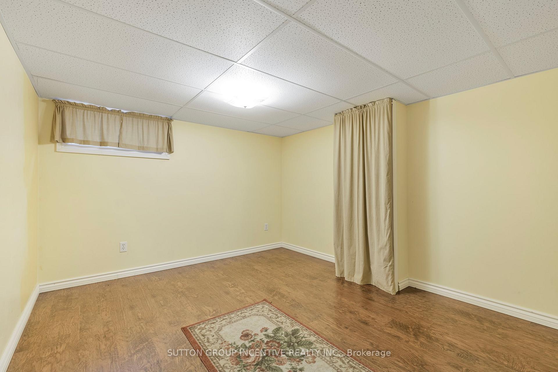 Photo 18 of 66 Cook Street, Barrie, Codrington — HOMEH