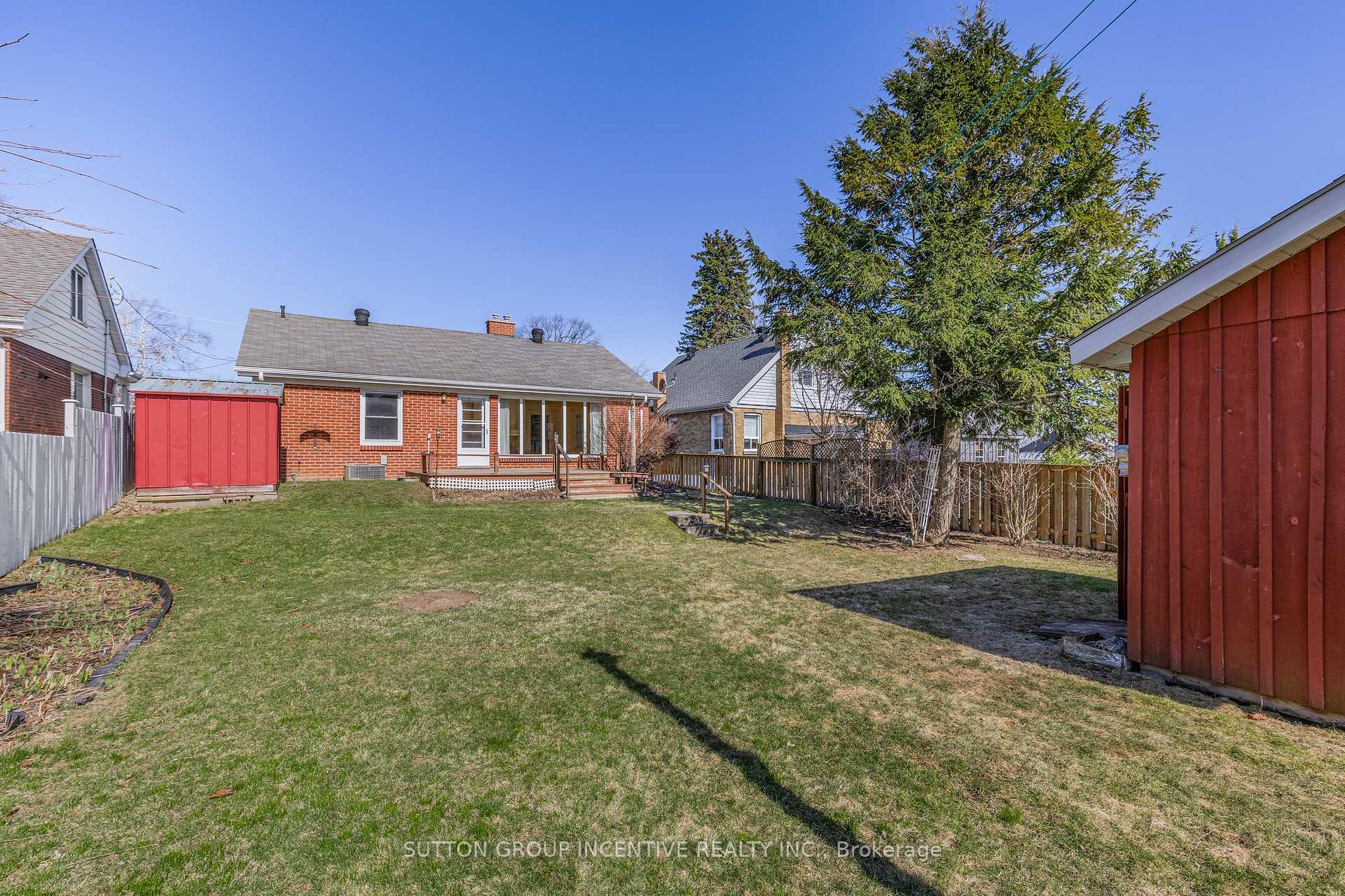 Photo 21 of 66 Cook Street, Barrie, Codrington — HOMEH