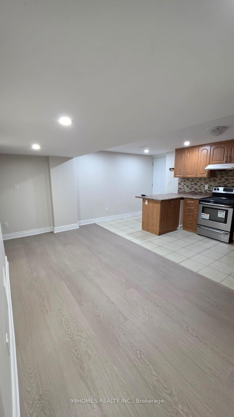 Photo 6 of Unit Bsmt, 52 Nantucket Crescent, Brampton, Westgate — HOMEH
