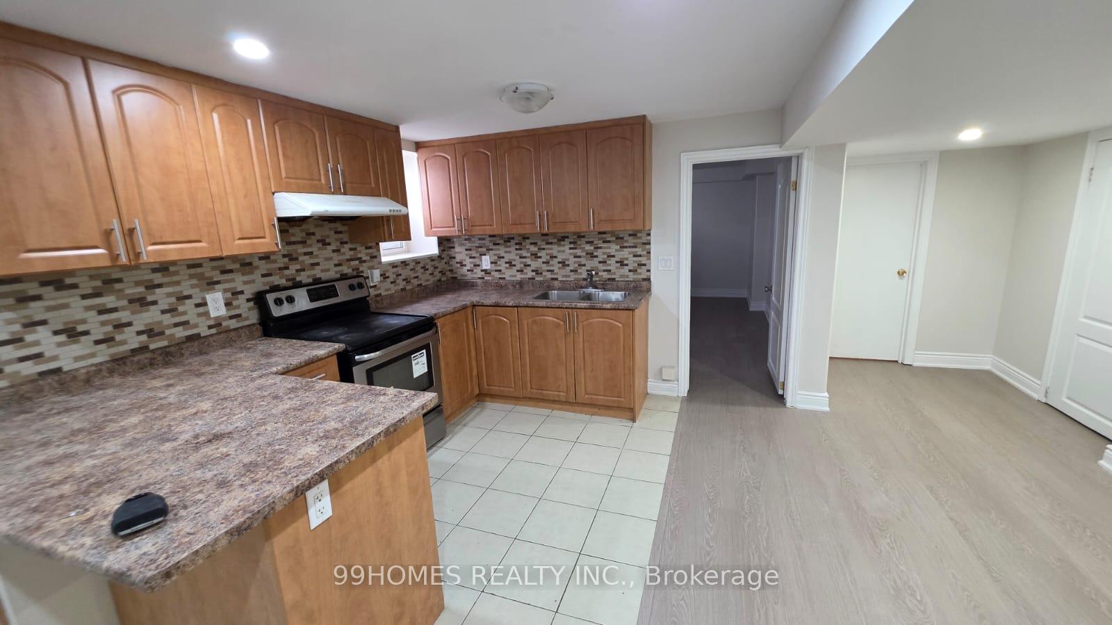 Photo 7 of Unit Bsmt, 52 Nantucket Crescent, Brampton, Westgate — HOMEH