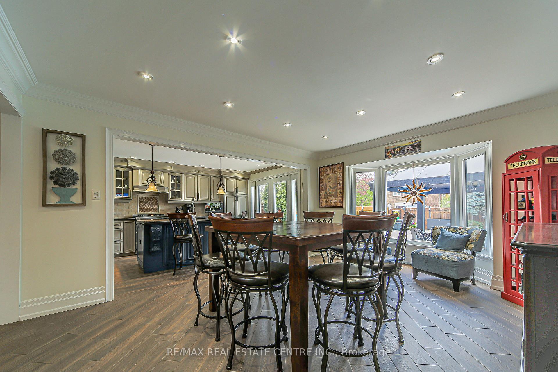 Photo 14 of 29 Linden Crescent, Brampton, Westgate — HOMEH