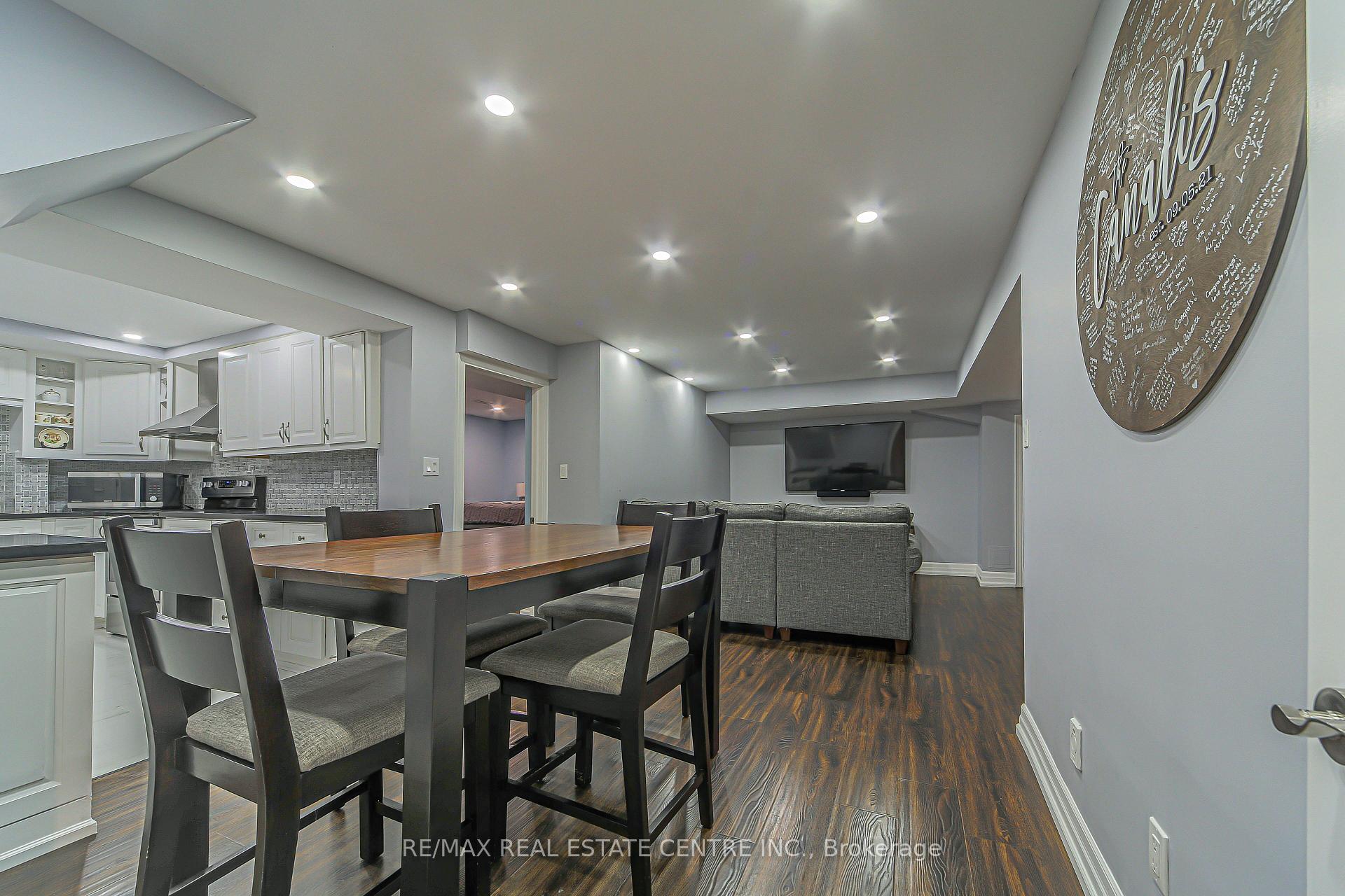 Photo 23 of 29 Linden Crescent, Brampton, Westgate — HOMEH