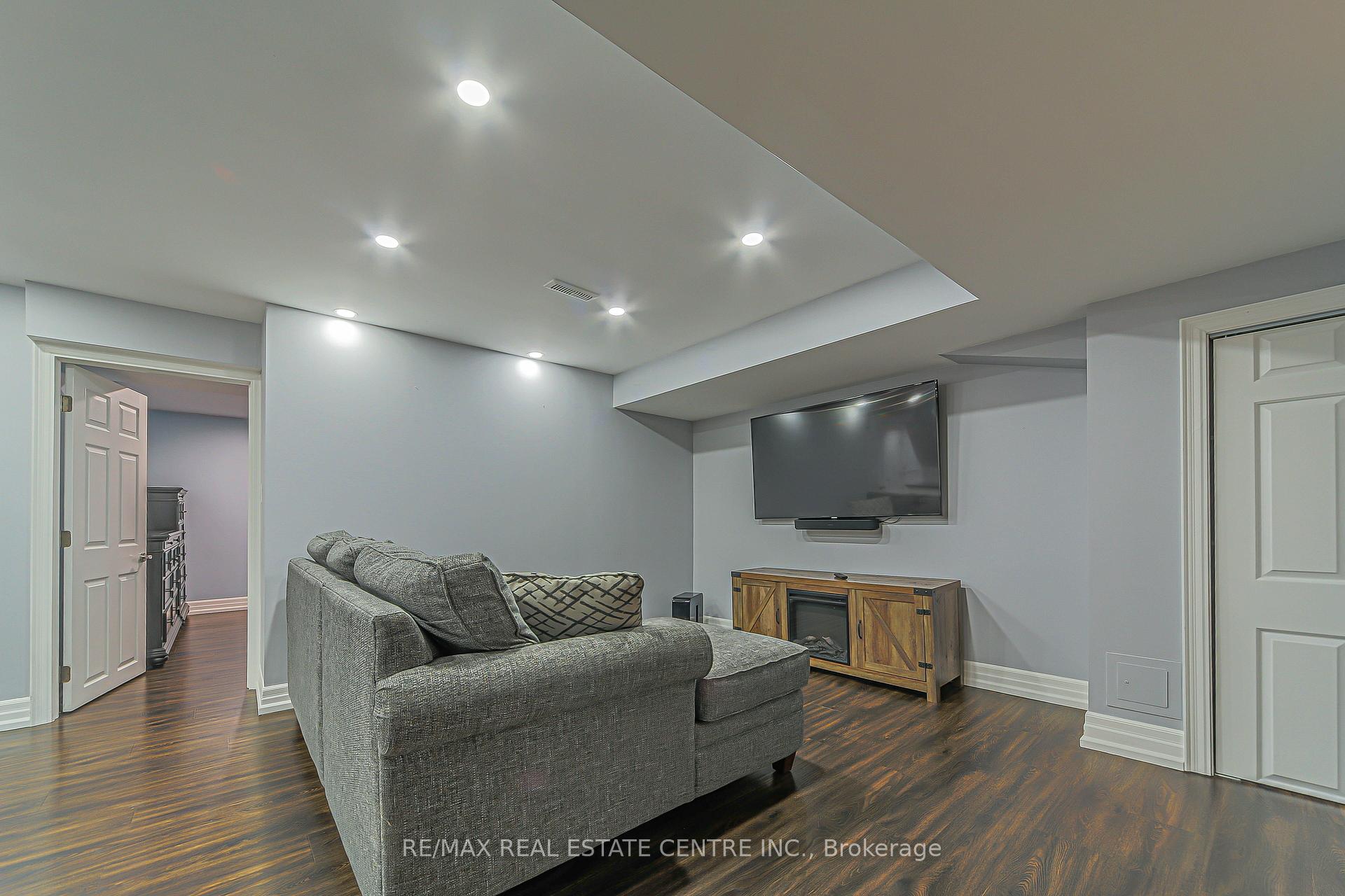Photo 29 of 29 Linden Crescent, Brampton, Westgate — HOMEH