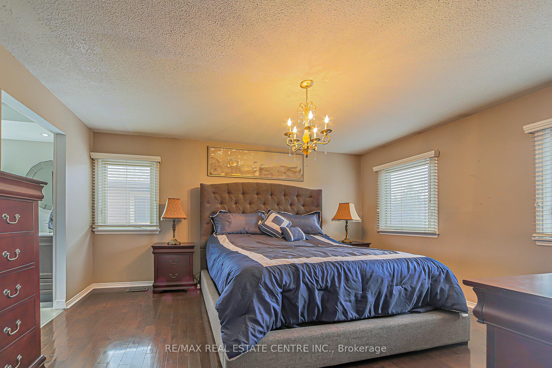 Photo 35 of 29 Linden Crescent, Brampton, Westgate — HOMEH