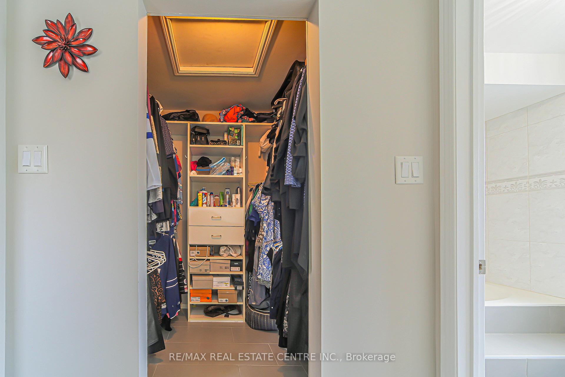 Photo 38 of 29 Linden Crescent, Brampton, Westgate — HOMEH