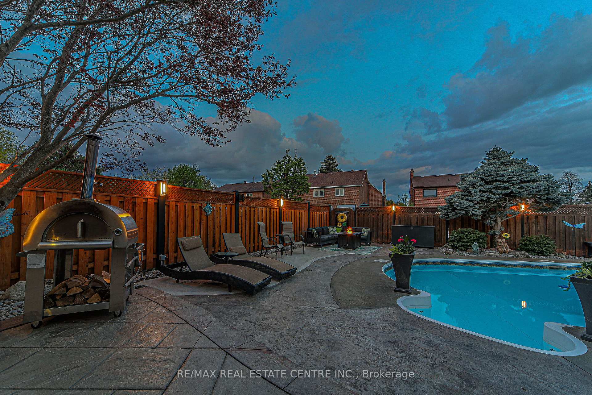 Photo 46 of 29 Linden Crescent, Brampton, Westgate — HOMEH