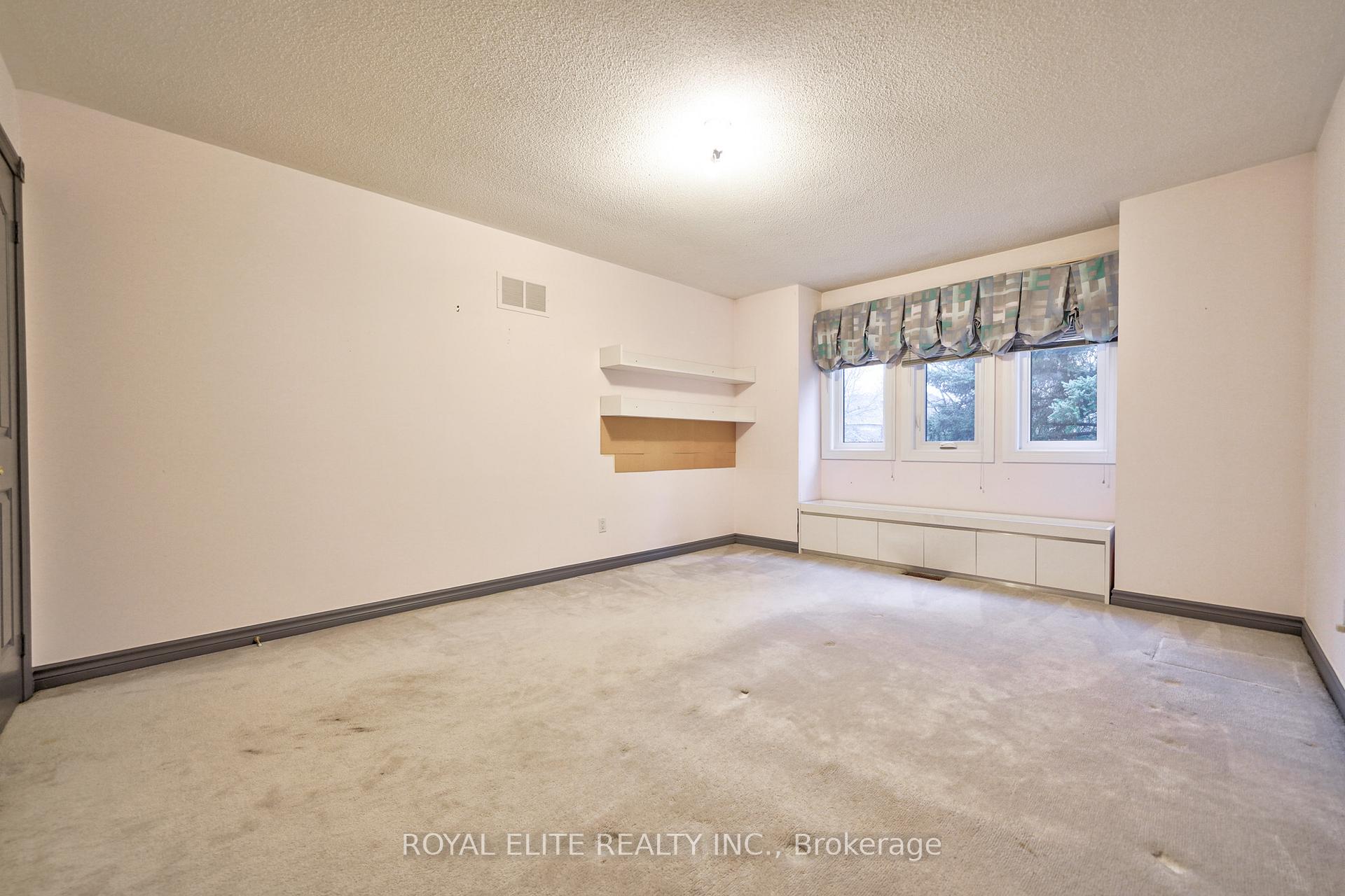 Photo 22 of 22 Montclair Road, Richmond Hill, Bayview Hill — HOMEH