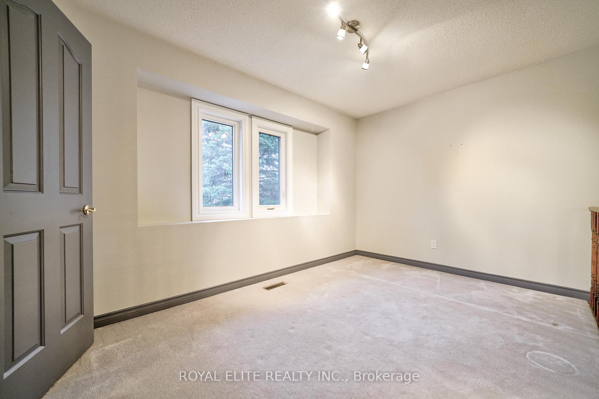 Photo 31 of 22 Montclair Road, Richmond Hill, Bayview Hill — HOMEH