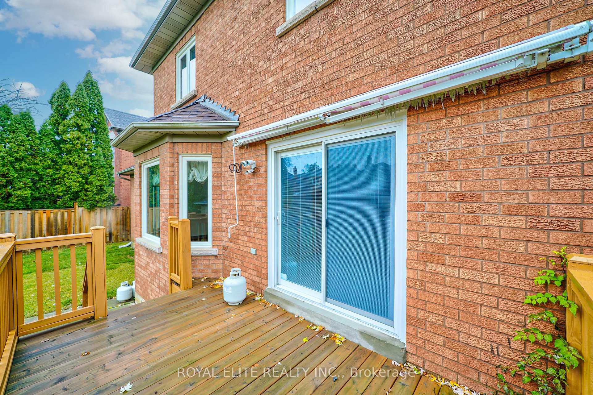 Photo 38 of 22 Montclair Road, Richmond Hill, Bayview Hill — HOMEH