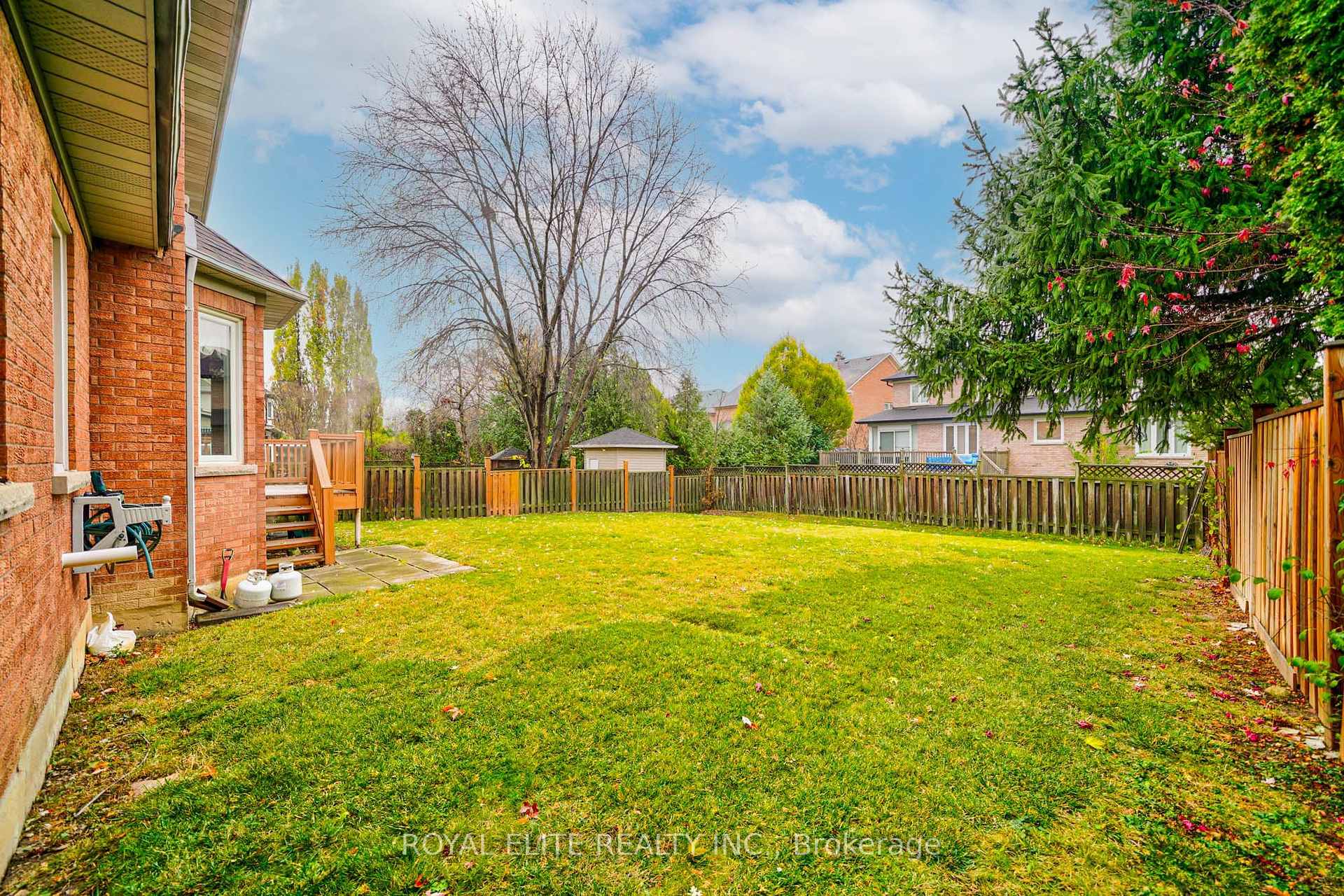 Photo 39 of 22 Montclair Road, Richmond Hill, Bayview Hill — HOMEH