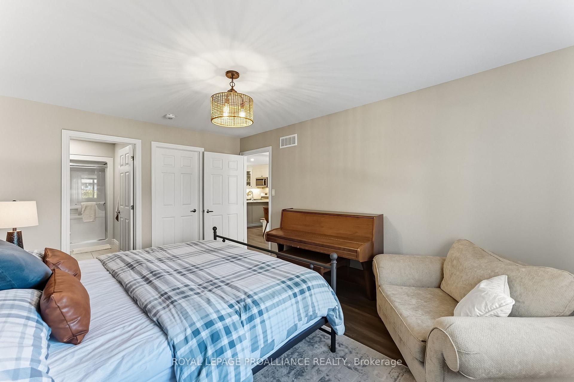 Photo 19 of 10 Cassidey Drive, Brighton, Brighton (Town) — HOMEH