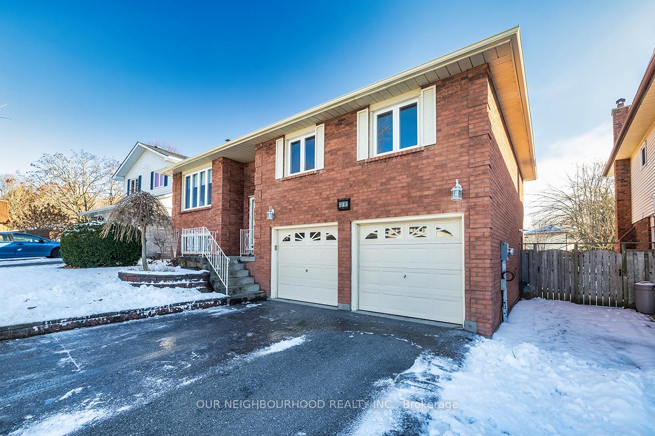 Photo 3 of 913 Copperfield Drive, Oshawa, Eastdale — HOMEH