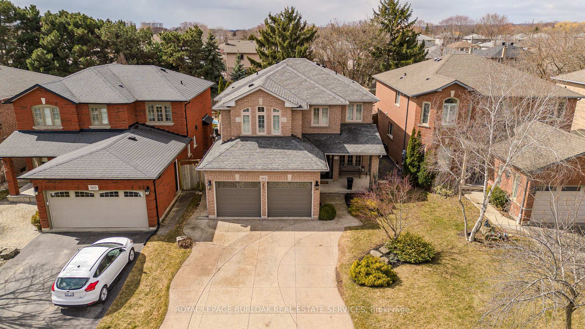 Photo 3 of 562 Phoebe Crescent, Burlington, Appleby — HOMEH