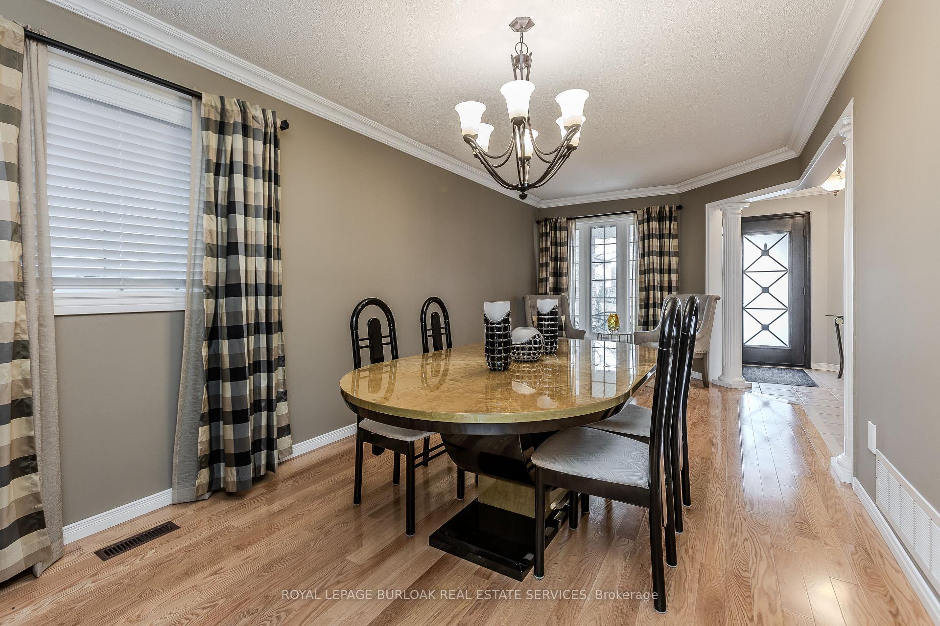 Photo 6 of 562 Phoebe Crescent, Burlington, Appleby — HOMEH