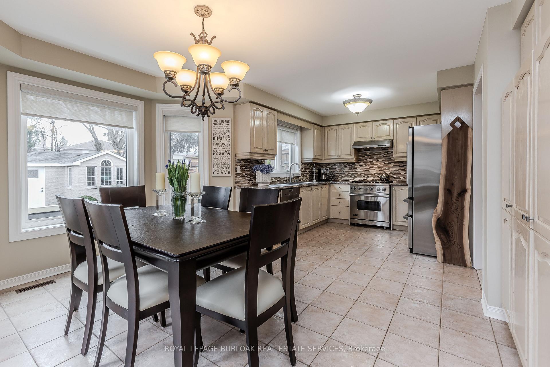 Photo 12 of 562 Phoebe Crescent, Burlington, Appleby — HOMEH