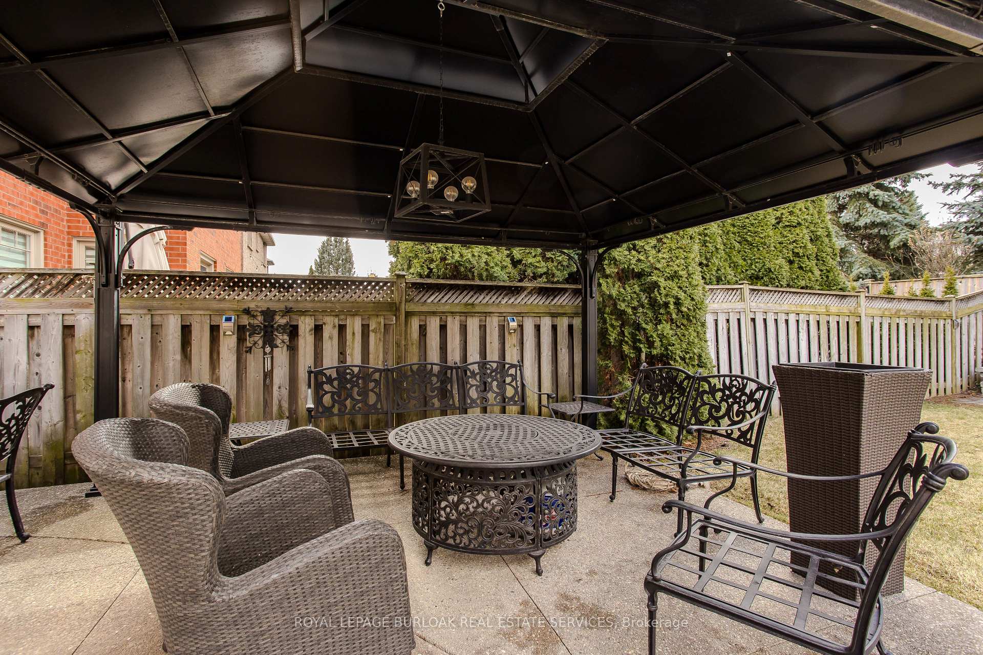 Photo 40 of 562 Phoebe Crescent, Burlington, Appleby — HOMEH