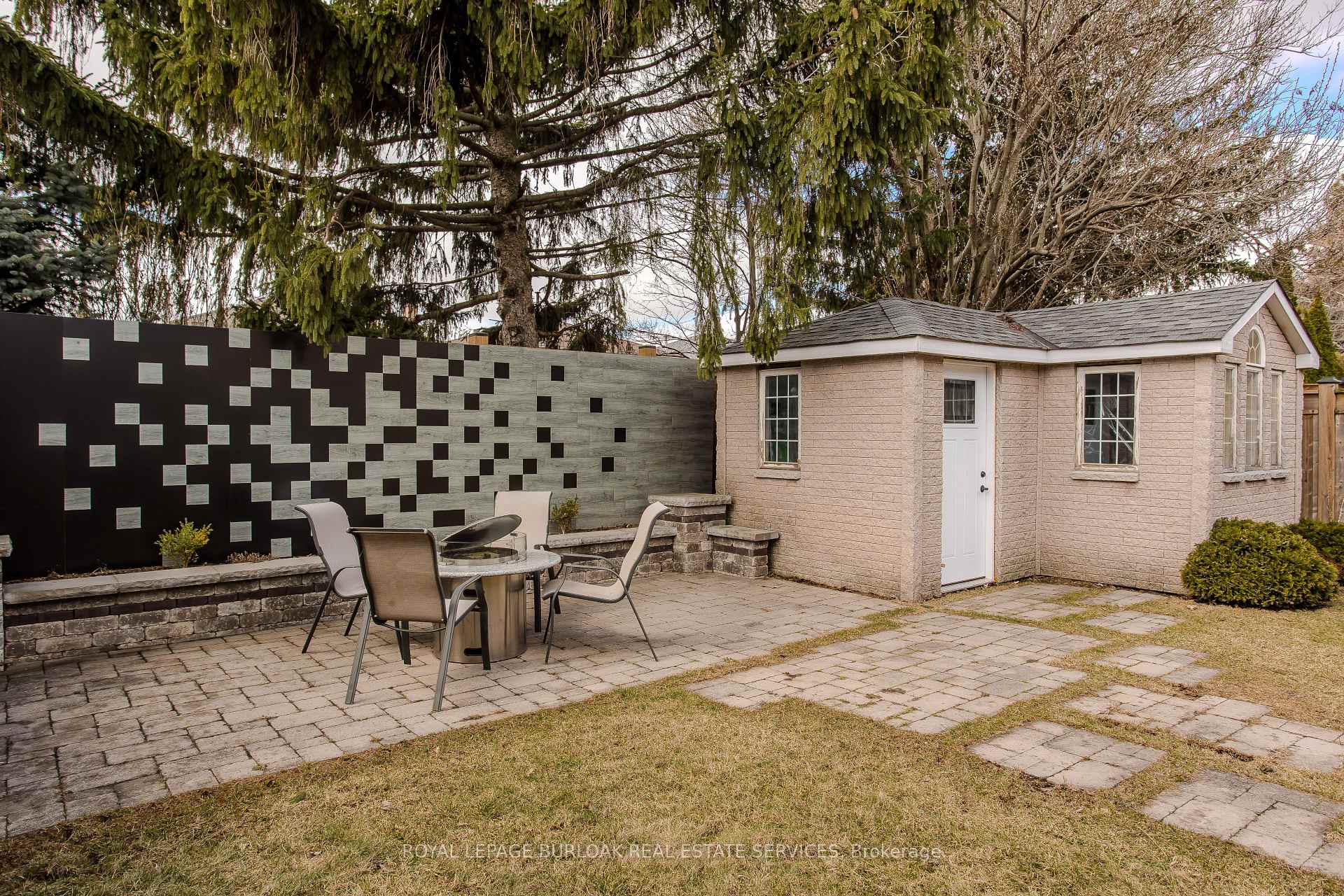 Photo 42 of 562 Phoebe Crescent, Burlington, Appleby — HOMEH