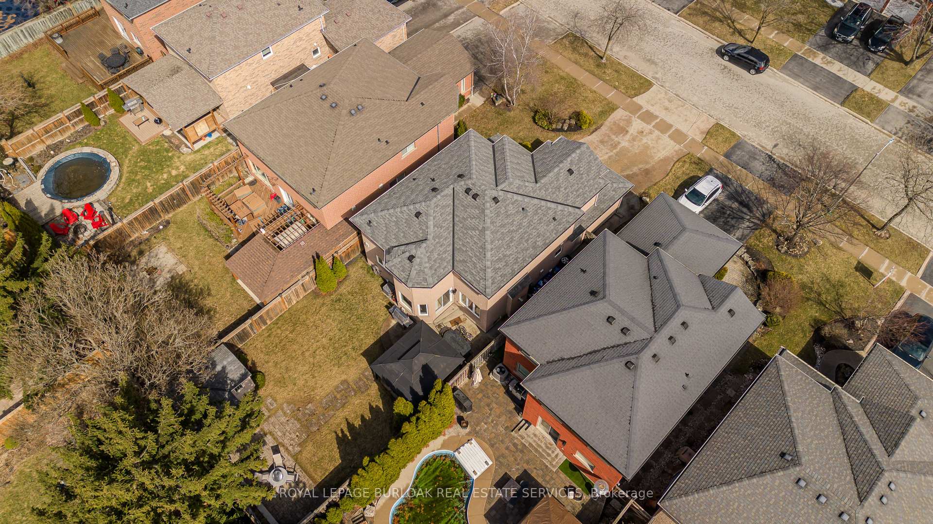 Photo 46 of 562 Phoebe Crescent, Burlington, Appleby — HOMEH