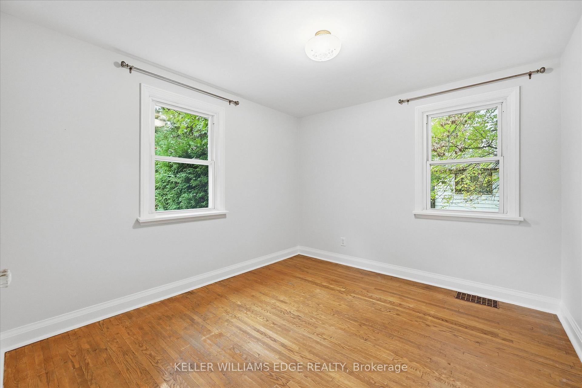 Photo 12 of 184 Cline Avenue S, Hamilton, Ainslie Wood — HOMEH