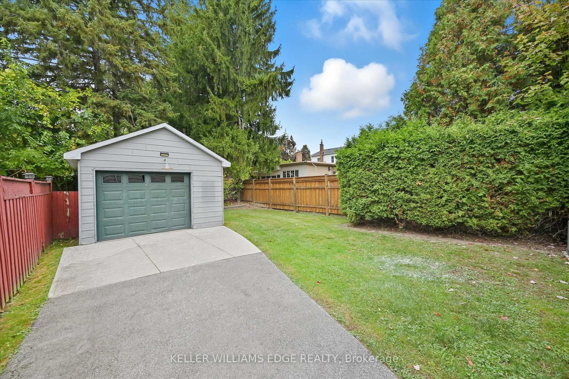 Photo 25 of 184 Cline Avenue S, Hamilton, Ainslie Wood — HOMEH