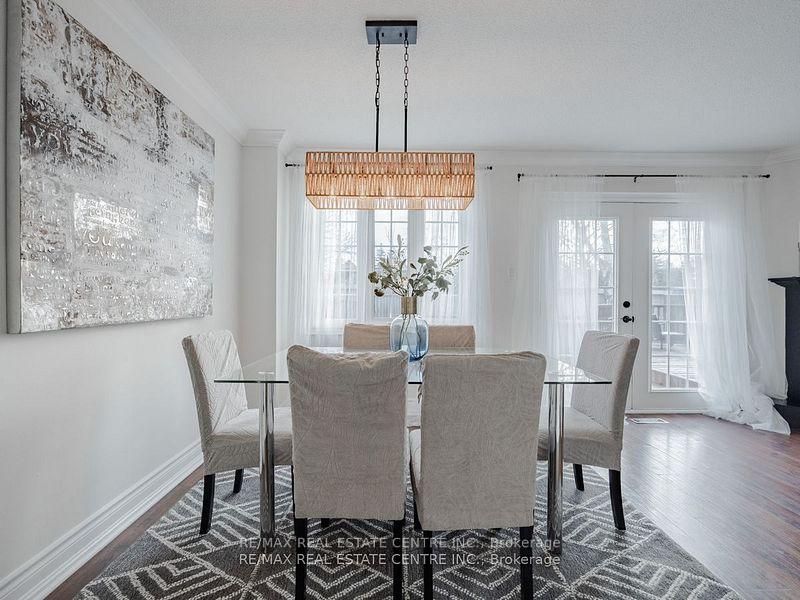 Photo 12 of 28 Huntley Court, Brampton, Heart Lake West — HOMEH