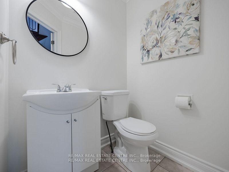 Photo 15 of 28 Huntley Court, Brampton, Heart Lake West — HOMEH