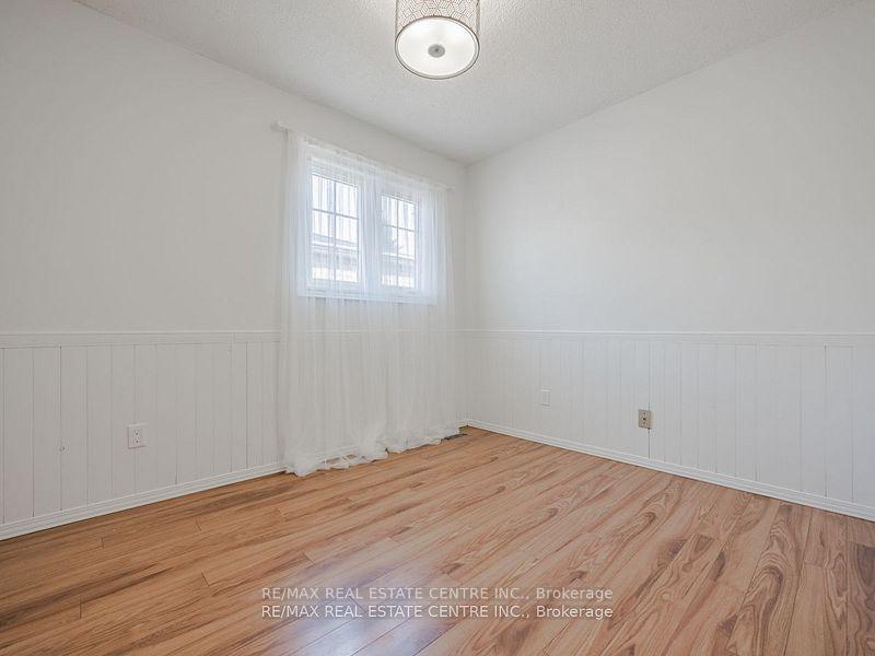 Photo 21 of 28 Huntley Court, Brampton, Heart Lake West — HOMEH