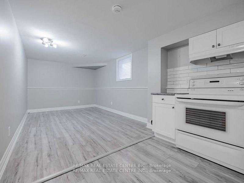 Photo 23 of 28 Huntley Court, Brampton, Heart Lake West — HOMEH