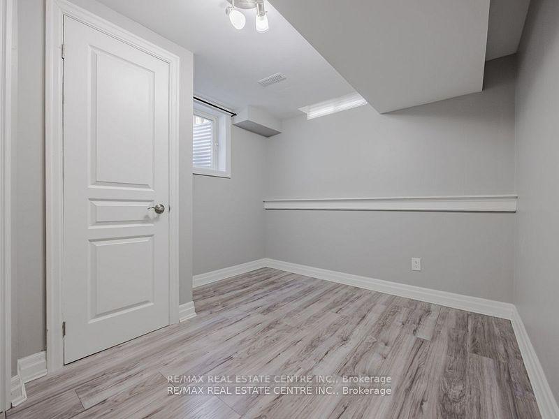Photo 27 of 28 Huntley Court, Brampton, Heart Lake West — HOMEH