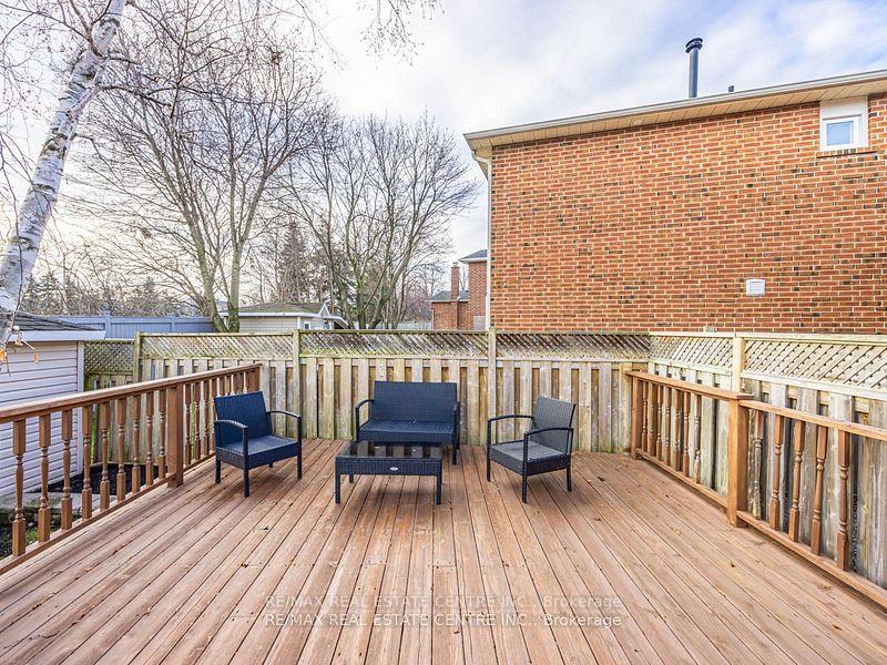Photo 30 of 28 Huntley Court, Brampton, Heart Lake West — HOMEH