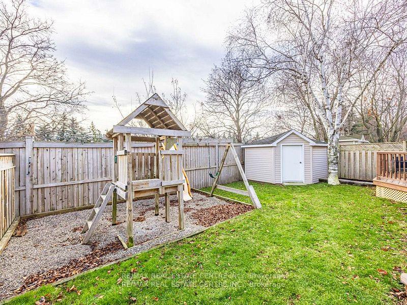 Photo 32 of 28 Huntley Court, Brampton, Heart Lake West — HOMEH