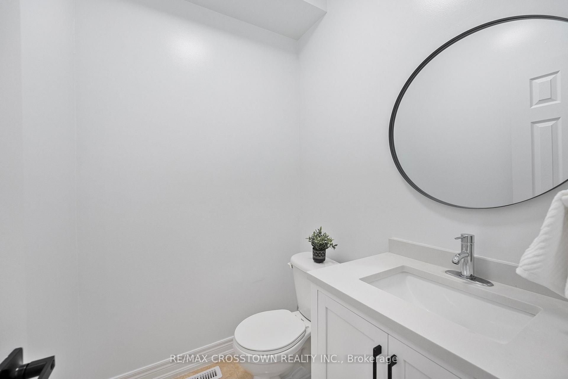 Photo 20 of 24 Windsor Crescent, Barrie, Innis-Shore — HOMEH