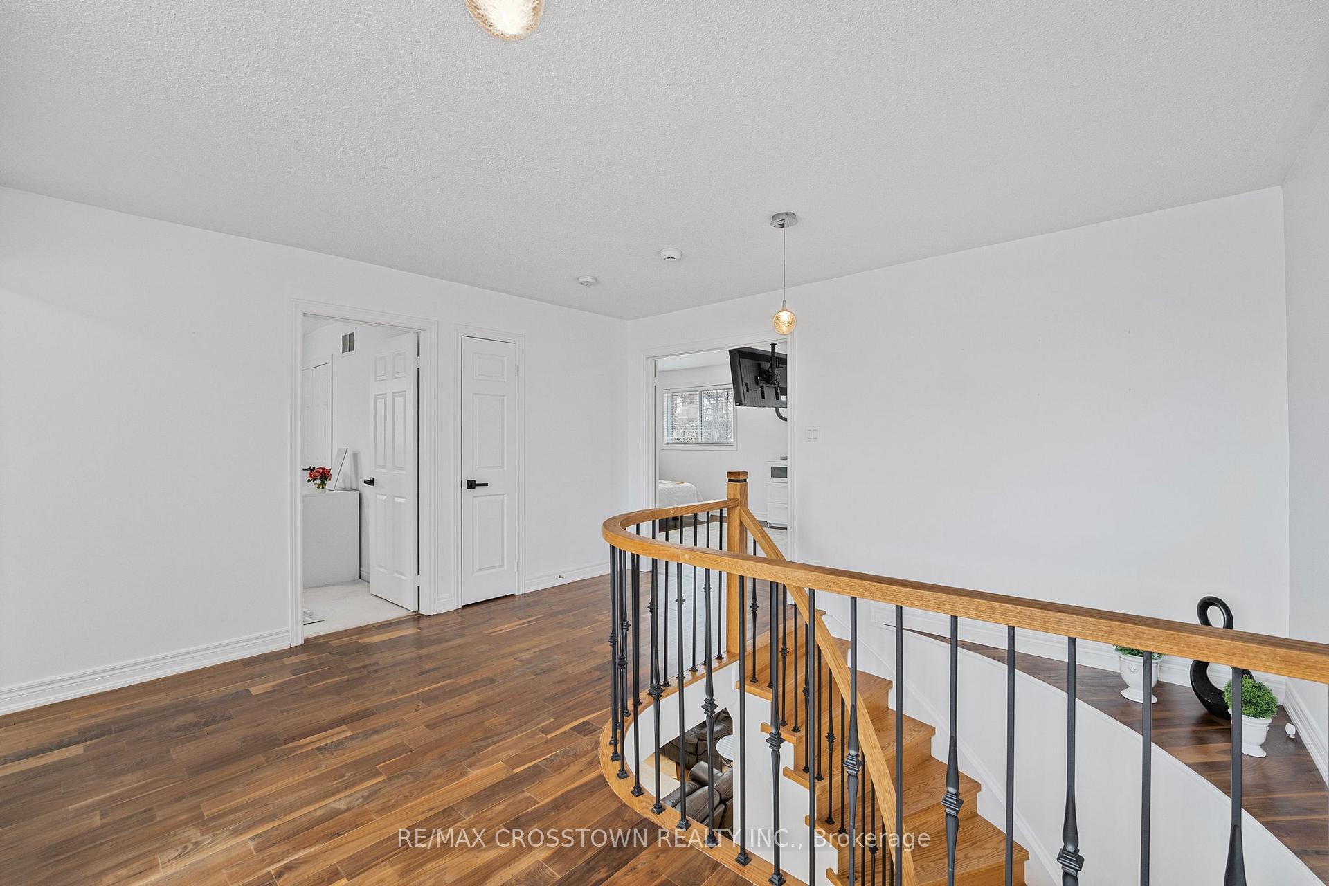 Photo 24 of 24 Windsor Crescent, Barrie, Innis-Shore — HOMEH
