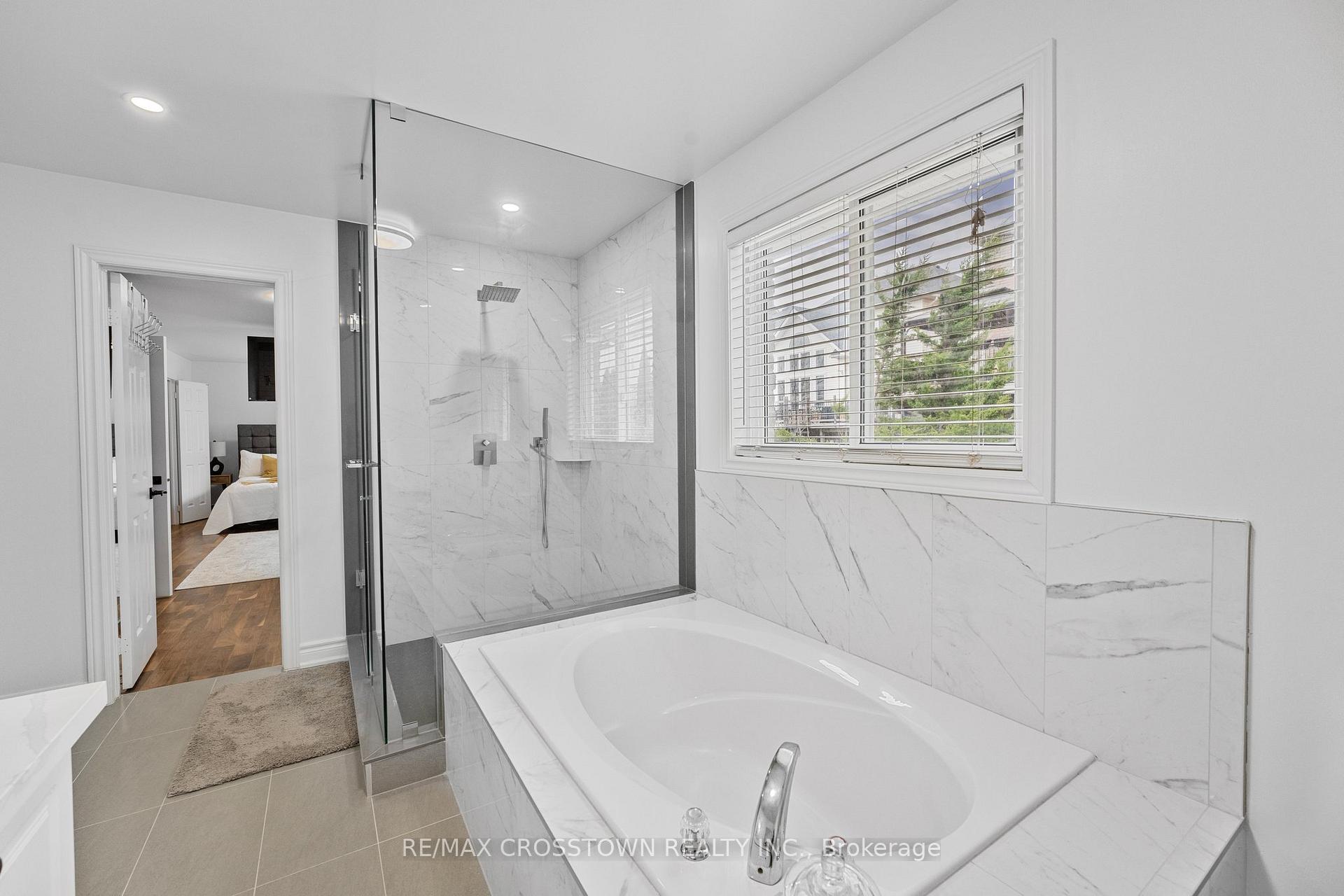 Photo 29 of 24 Windsor Crescent, Barrie, Innis-Shore — HOMEH