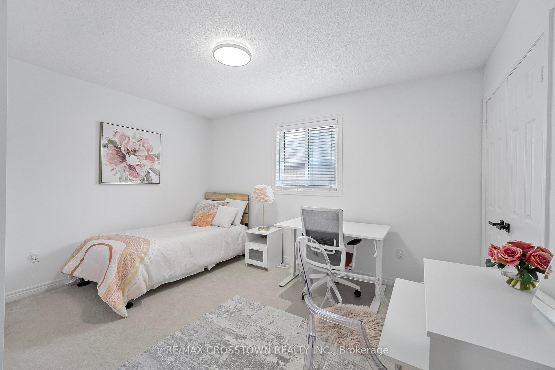 Photo 31 of 24 Windsor Crescent, Barrie, Innis-Shore — HOMEH
