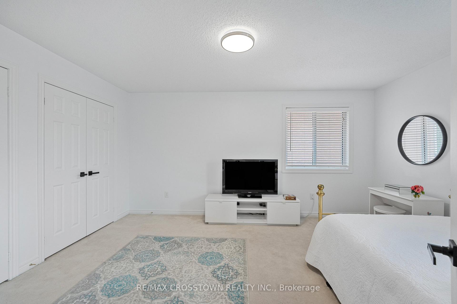 Photo 33 of 24 Windsor Crescent, Barrie, Innis-Shore — HOMEH