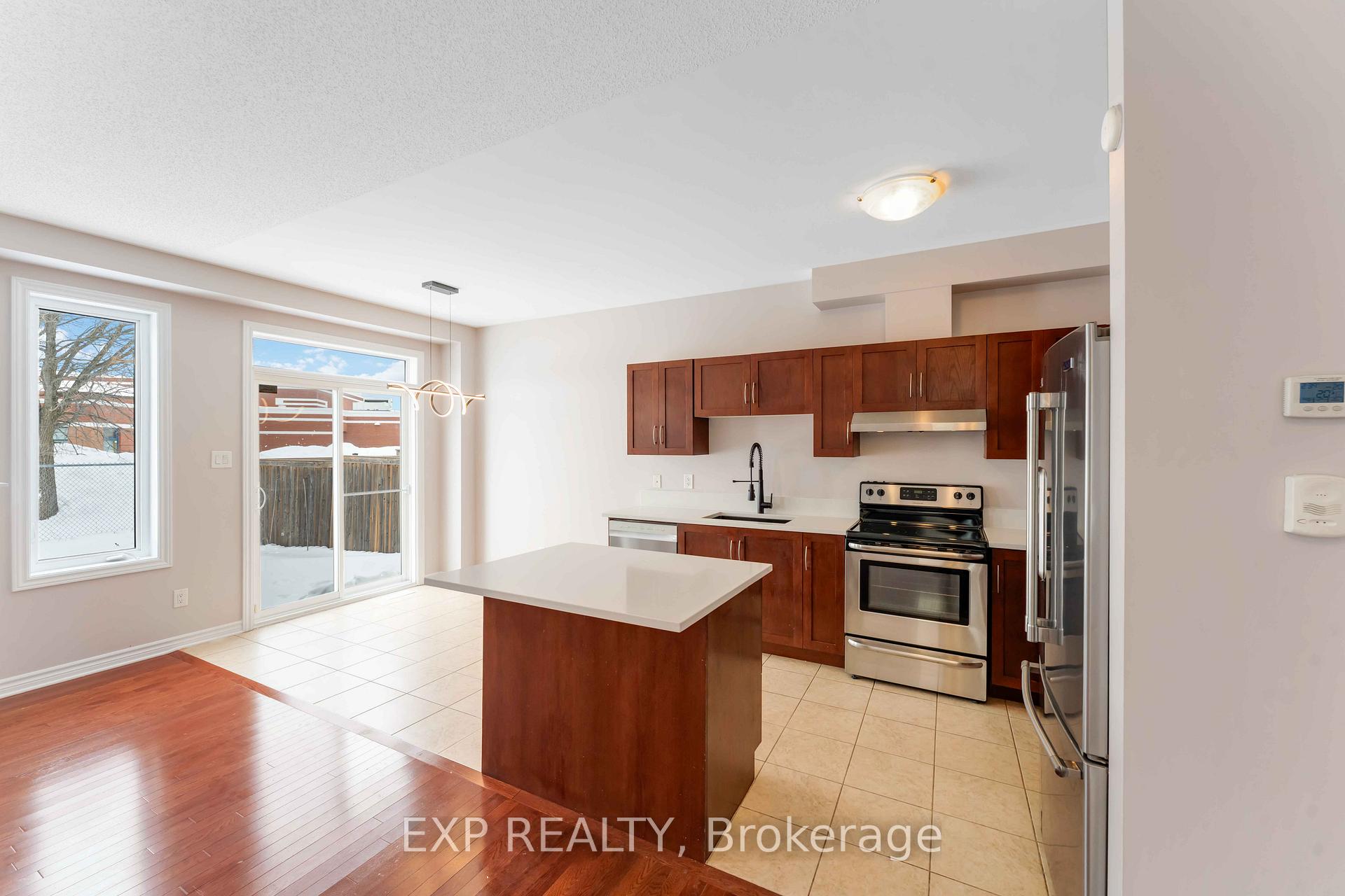 Photo 13 of 525 Via Mattino Way, Ottawa, Barrhaven - Longfields — HOMEH